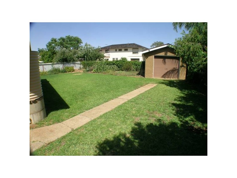 28 Burley Street, Griffith NSW 2680