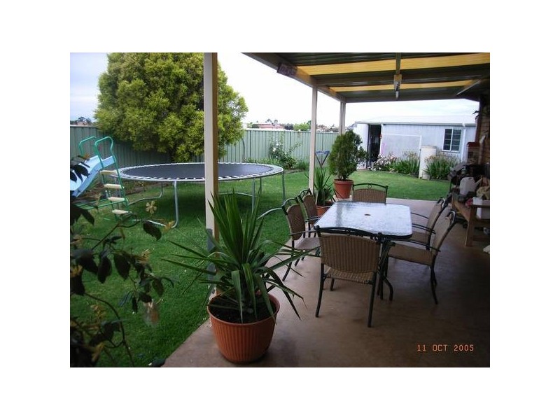 6 Graves Place, Griffith NSW 2680