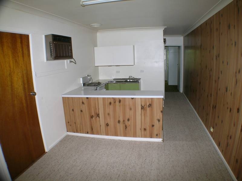 22 Thomson Street, Griffith NSW 2680