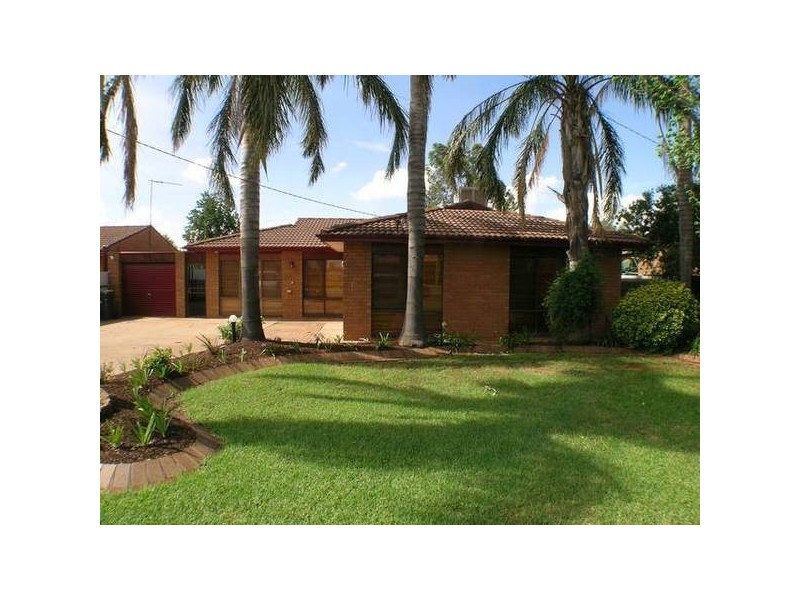 5 Watson Road, Griffith NSW 2680