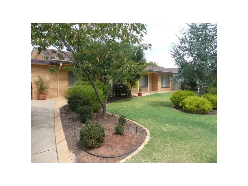 12 Webster Street, Griffith NSW 2680