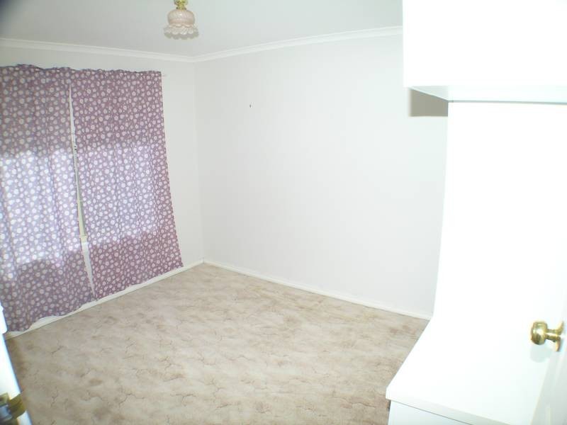 2/103 Daines Street, Griffith NSW 2680