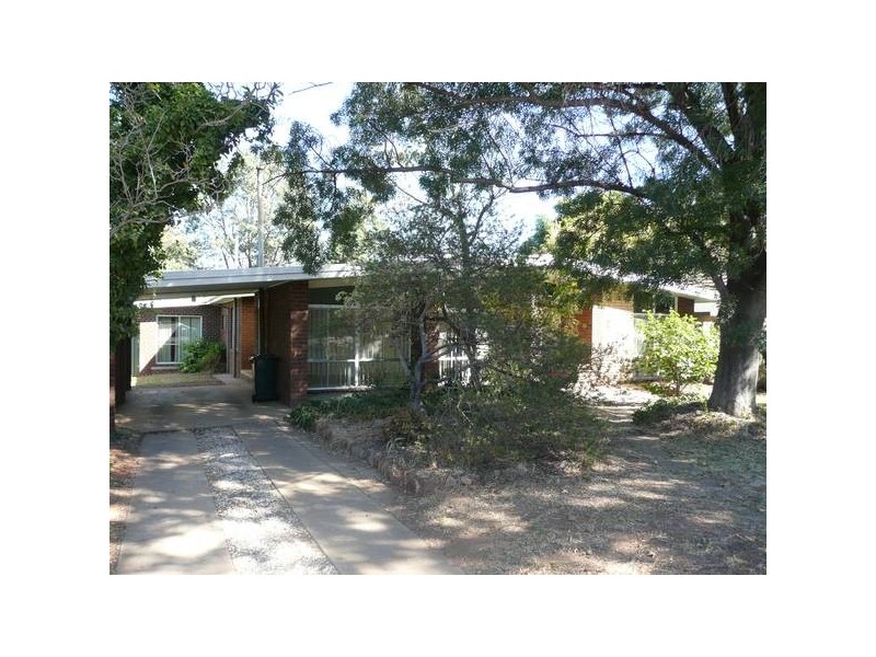 57 Ross Crescent, Griffith NSW 2680