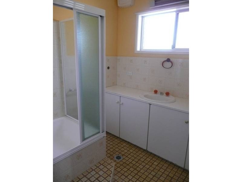 57 Ross Crescent, Griffith NSW 2680