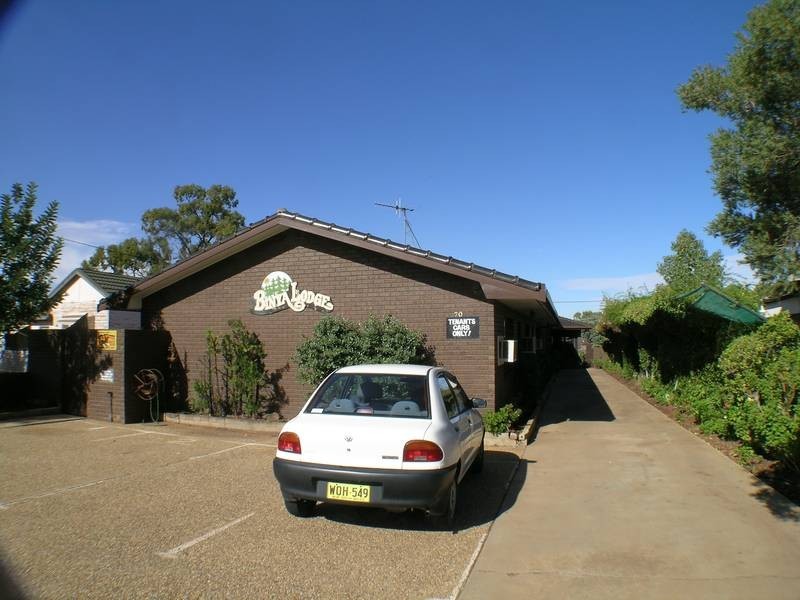 2/70 Binya Street, Griffith NSW 2680