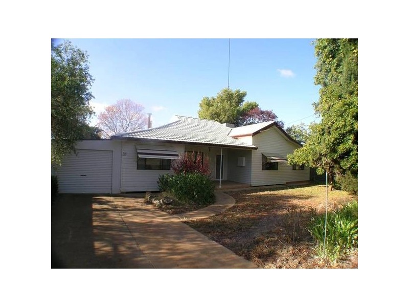 49 Kurrajong Street, Barellan NSW 2665