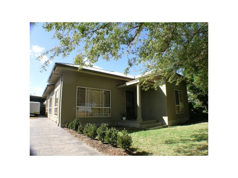 25 Groongal Avenue, Griffith NSW 2680