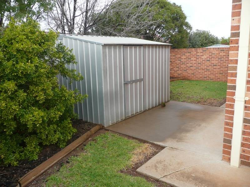 2/26 Meakin Street, Griffith NSW 2680