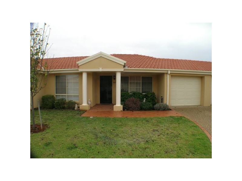 141 Trowella Gardens, Griffith NSW 2680