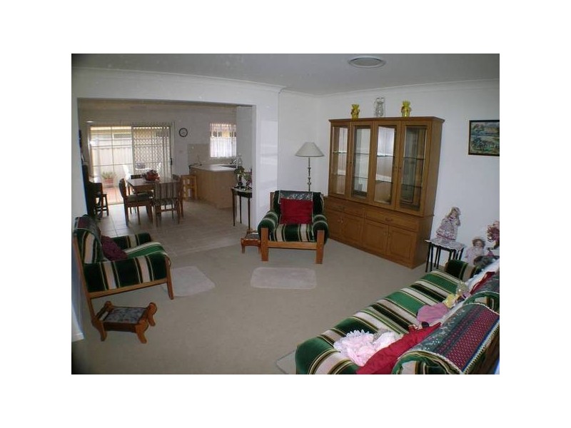 141 Trowella Gardens, Griffith NSW 2680