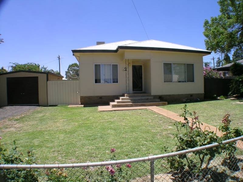 5 Baringa Street, Griffith NSW 2680