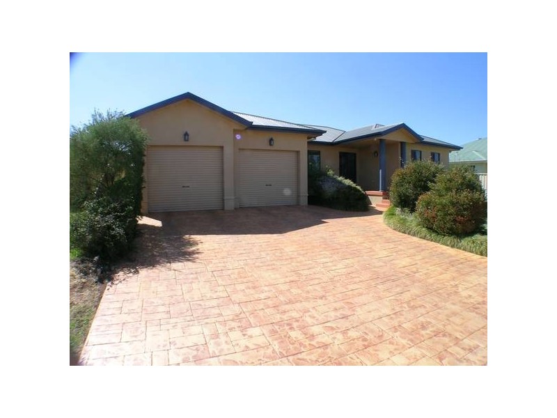 7 Nelson Drive, Griffith NSW 2680