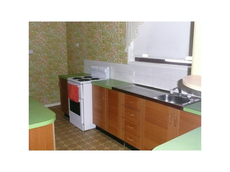 6 Webster Street, Griffith NSW 2680