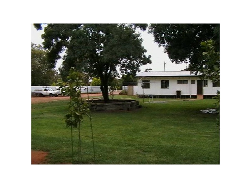 61 Mallee Street, Barellan NSW 2665