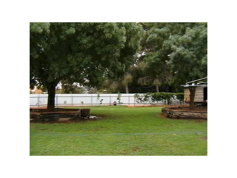 61 Mallee Street, Barellan NSW 2665