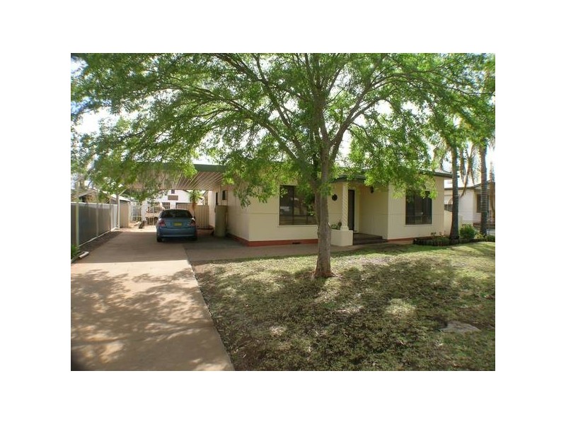 23 Griffin Avenue, Griffith NSW 2680