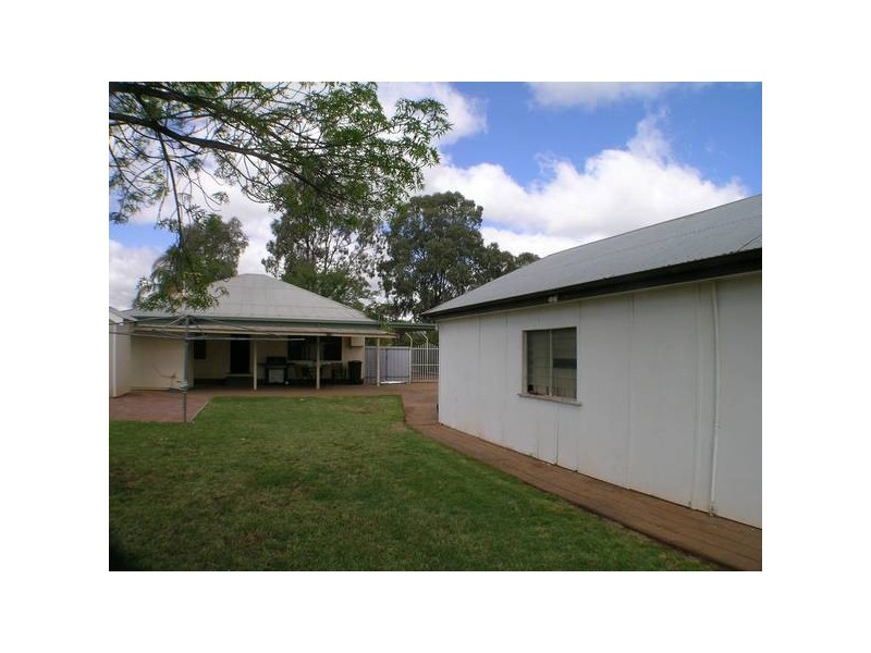 23 Griffin Avenue, Griffith NSW 2680