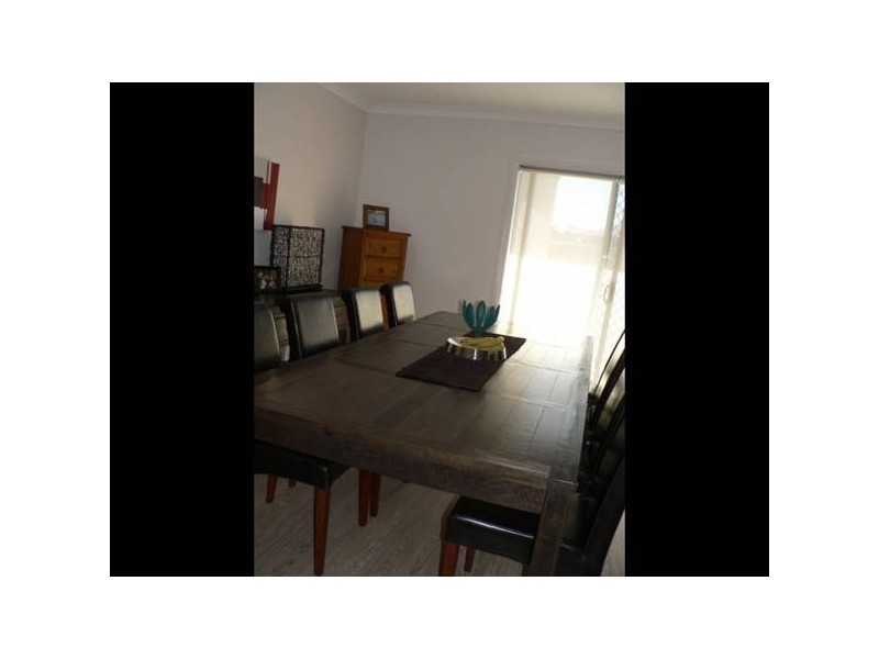 8/B Theeuff Place, Griffith NSW 2680