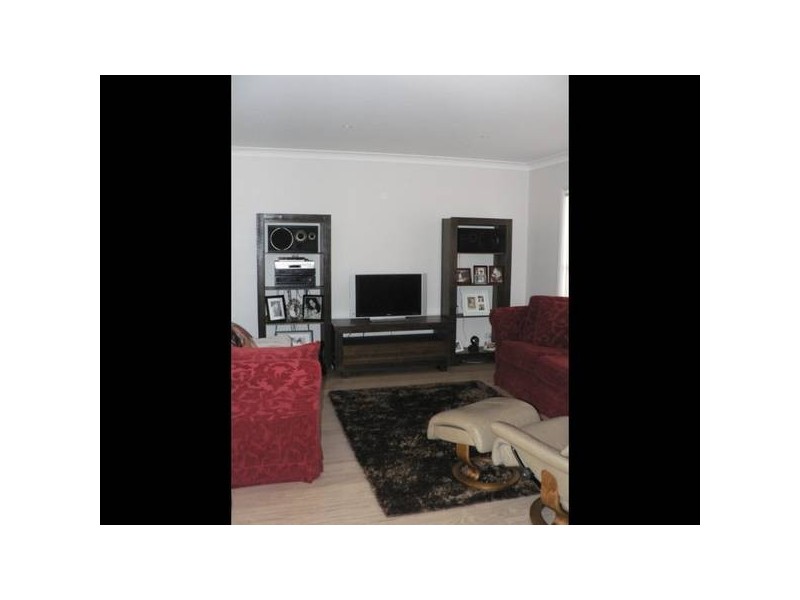 8/B Theeuff Place, Griffith NSW 2680