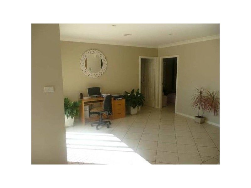 18 Little Road, Griffith NSW 2680