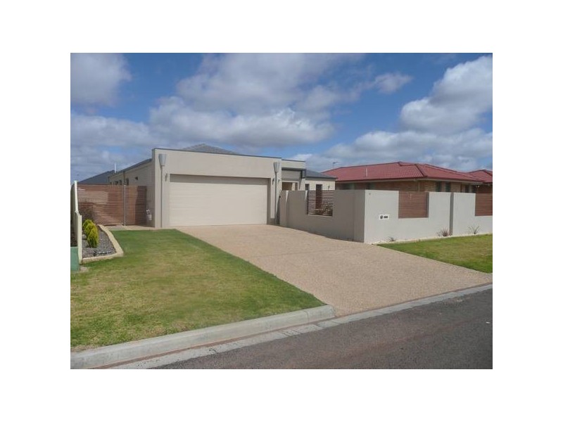 30 Calabria Road, Griffith NSW 2680