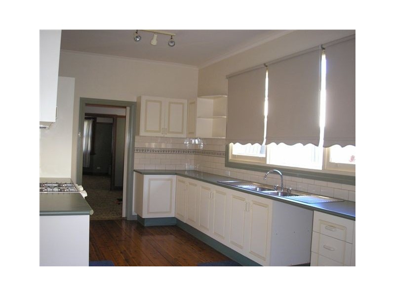 42 Binya Street, Griffith NSW 2680