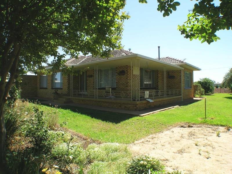 1239 Spence Road, Griffith NSW 2680