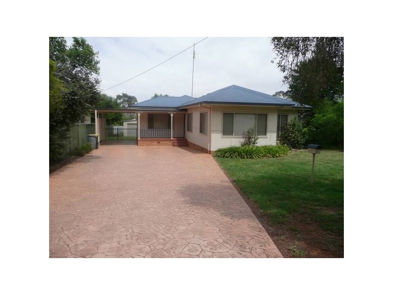 26 Evatt Street, Griffith NSW 2680