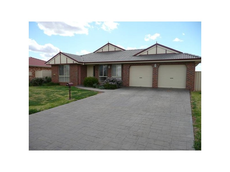 39 Foreshaw Avenue, Griffith NSW 2680