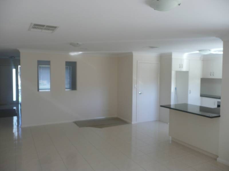 18 Simona Close, Griffith NSW 2680