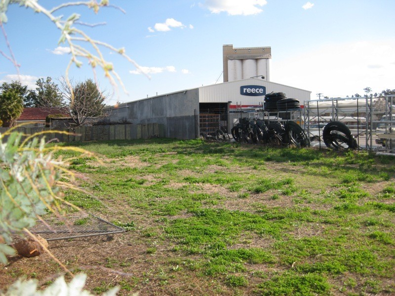 8 Barber Street & 13 Little Barber Street, Gunnedah NSW 2380