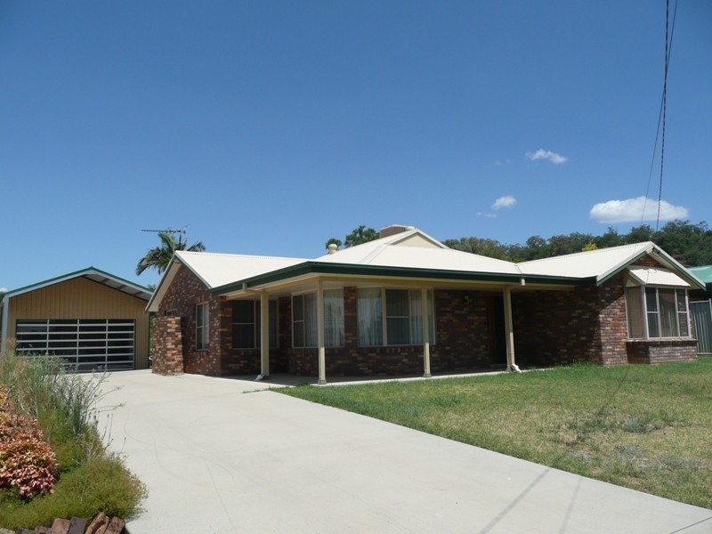 10 Davis Avenue, Gunnedah NSW 2380
