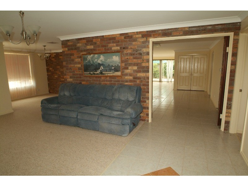 10 Davis Avenue, Gunnedah NSW 2380