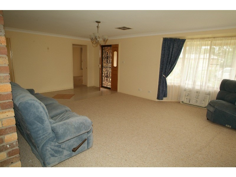 10 Davis Avenue, Gunnedah NSW 2380