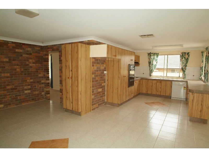 10 Davis Avenue, Gunnedah NSW 2380