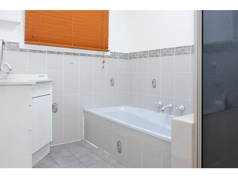 23 Reading Road, Gunnedah NSW 2380