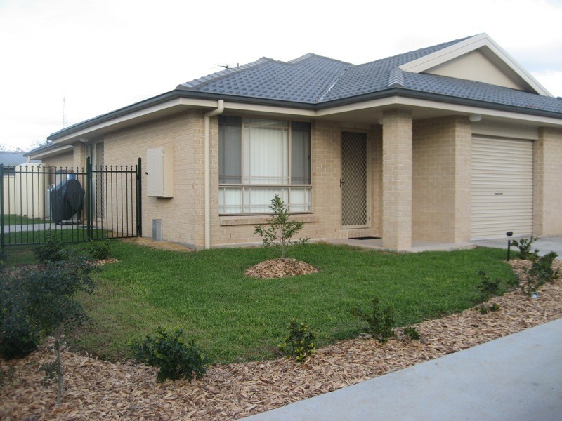 1 & 2/51B Hunter Street, Gunnedah NSW 2380