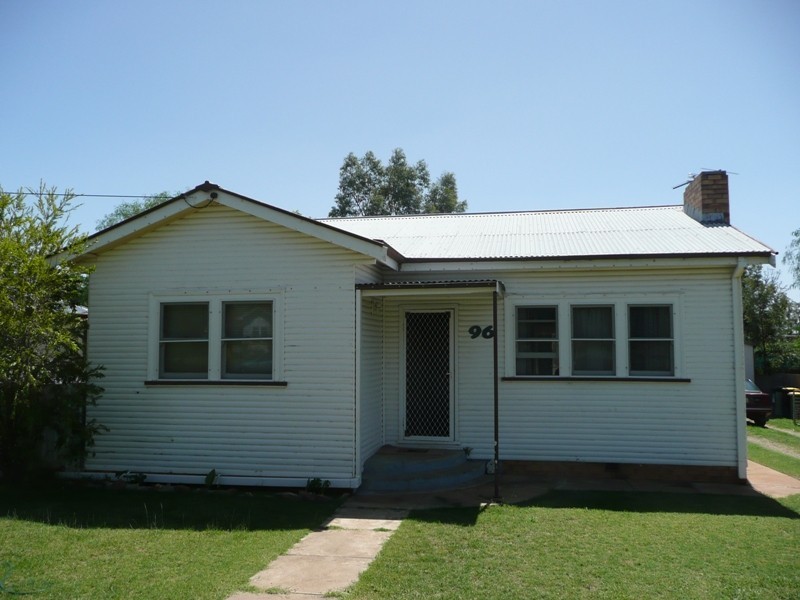 96 Hunter Street, Gunnedah NSW 2380