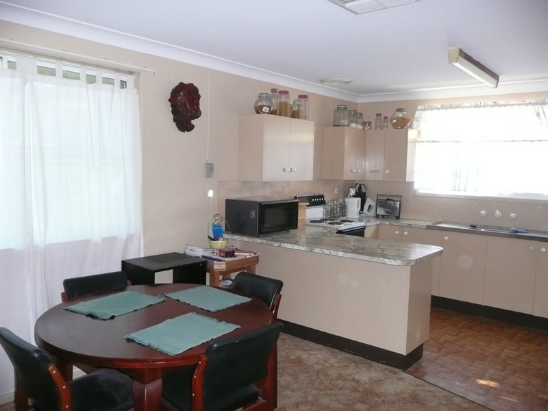 6 Jarmain Close, Gunnedah NSW 2380