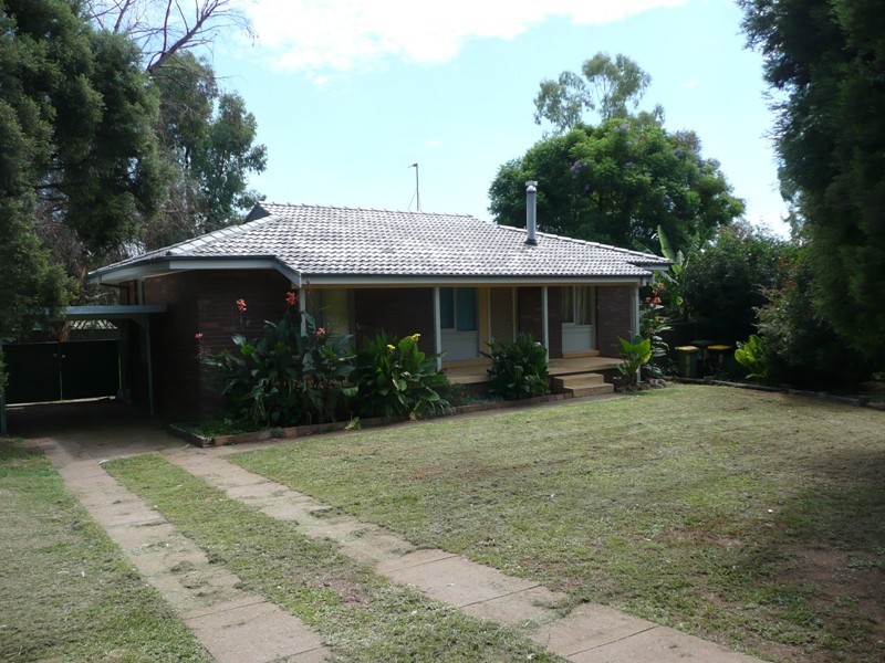 57 Hopedale Avenue, Gunnedah NSW 2380