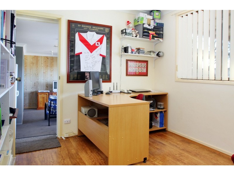 10-12 Carlyon Avenue, Gunnedah NSW 2380