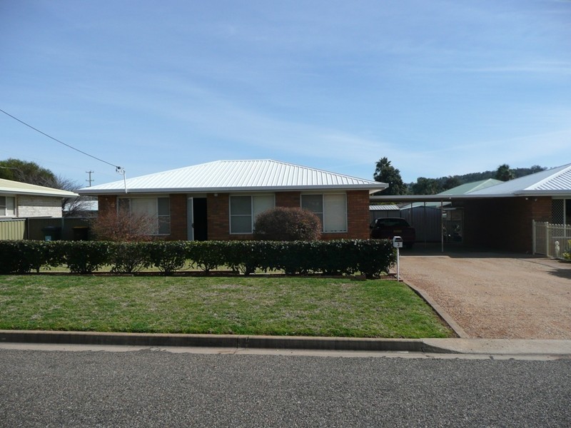 2/3 Villa Street, Gunnedah NSW 2380