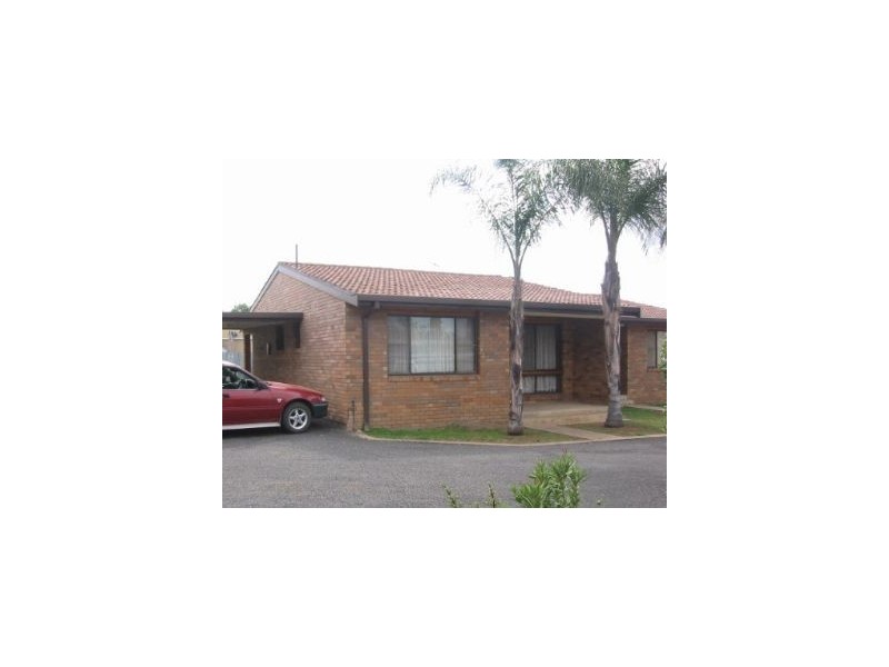 8/182 Bloomfield St, Gunnedah NSW 2380