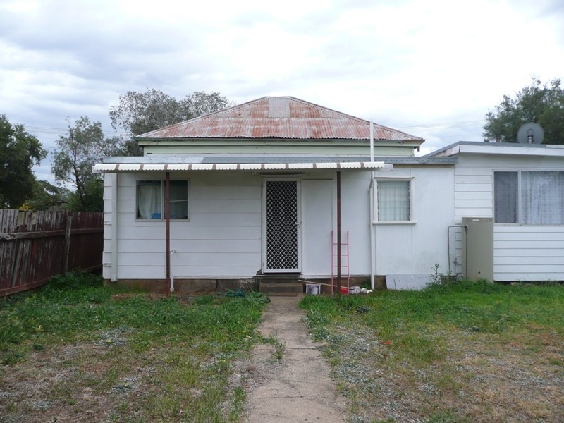 11 Donaldson Street, Curlewis NSW 2381