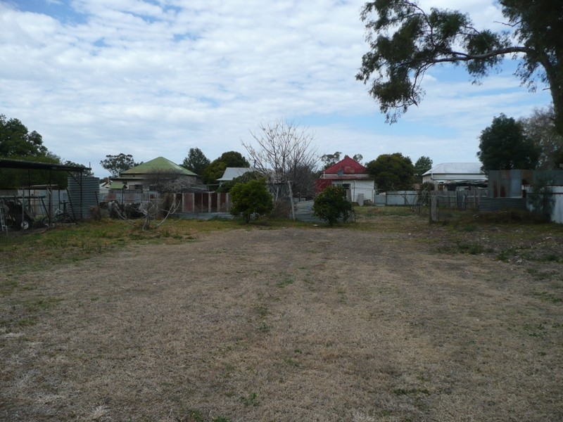 11 Donaldson Street, Curlewis NSW 2381