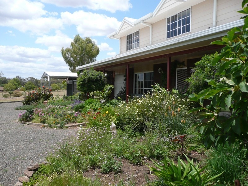 21 Carlyon Avenue, Gunnedah NSW 2380