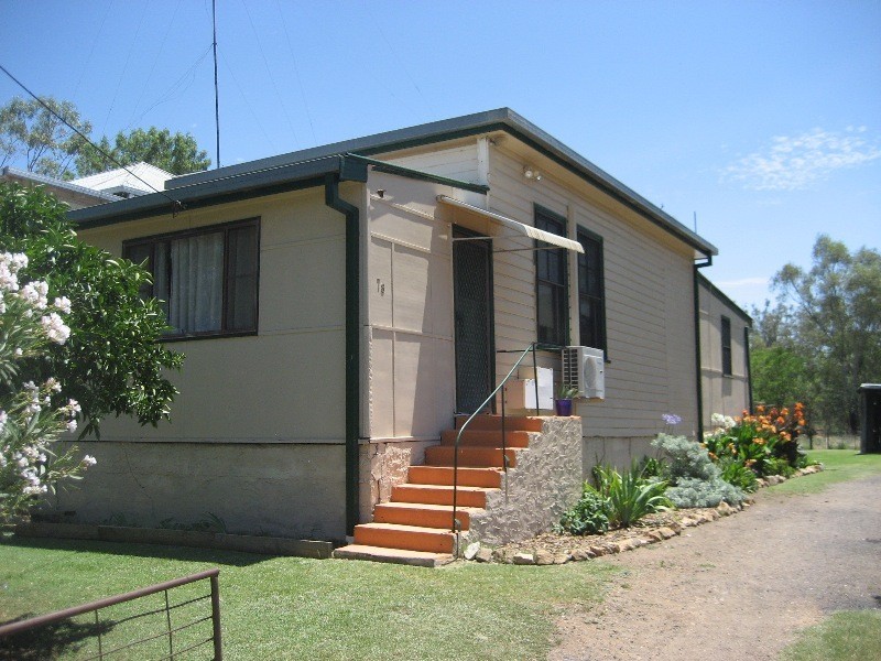 A & B/78 Maitland Street, Gunnedah NSW 2380