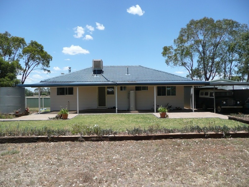 38-40 Cameron Street, Curlewis NSW 2381