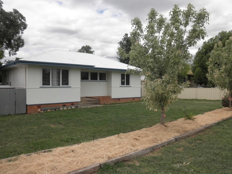 52 Wandobah Road, Gunnedah NSW 2380