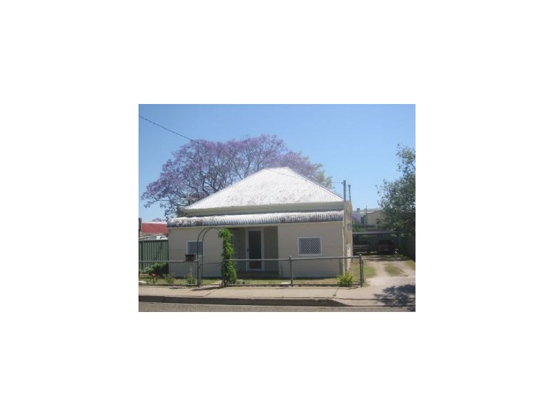 80 Little Barber Street, Gunnedah NSW 2380